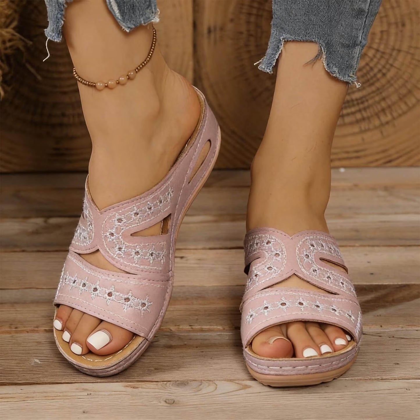 Carla™ | Sandales Compensées à Broderies Ajourées