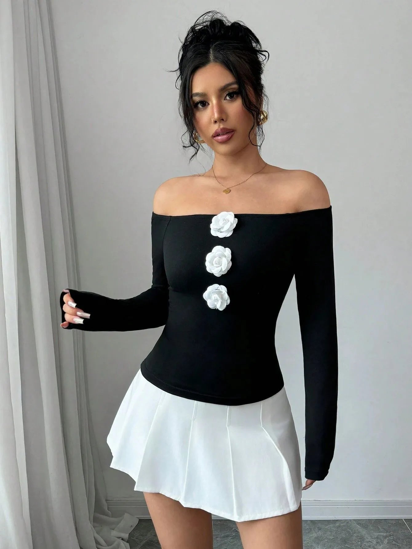 Floralia™ – Top 3D Floral Off‑Shoulder à Manches Longues
