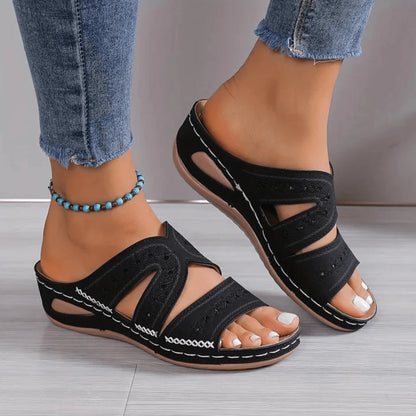 Carla™ | Sandales Compensées à Broderies Ajourées