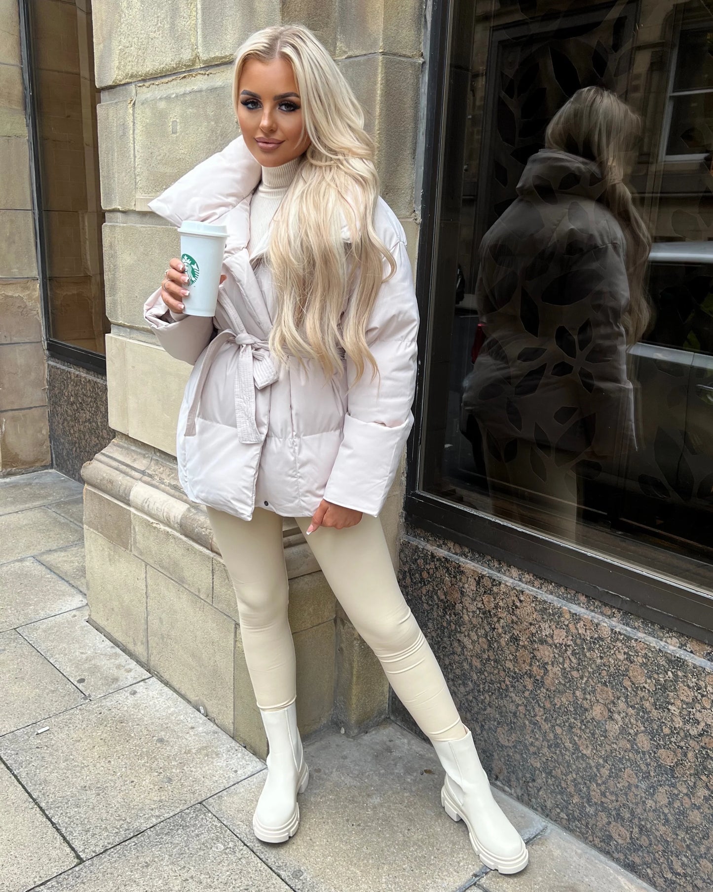 ASTRA™ | Doudoune Courte Matelassée & Ceinturée