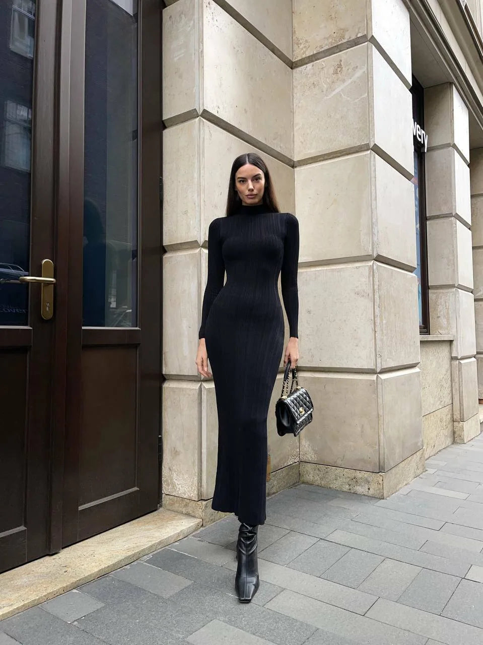 LUMINA™ | Robe Longue Maille Côtes & Col Roulé