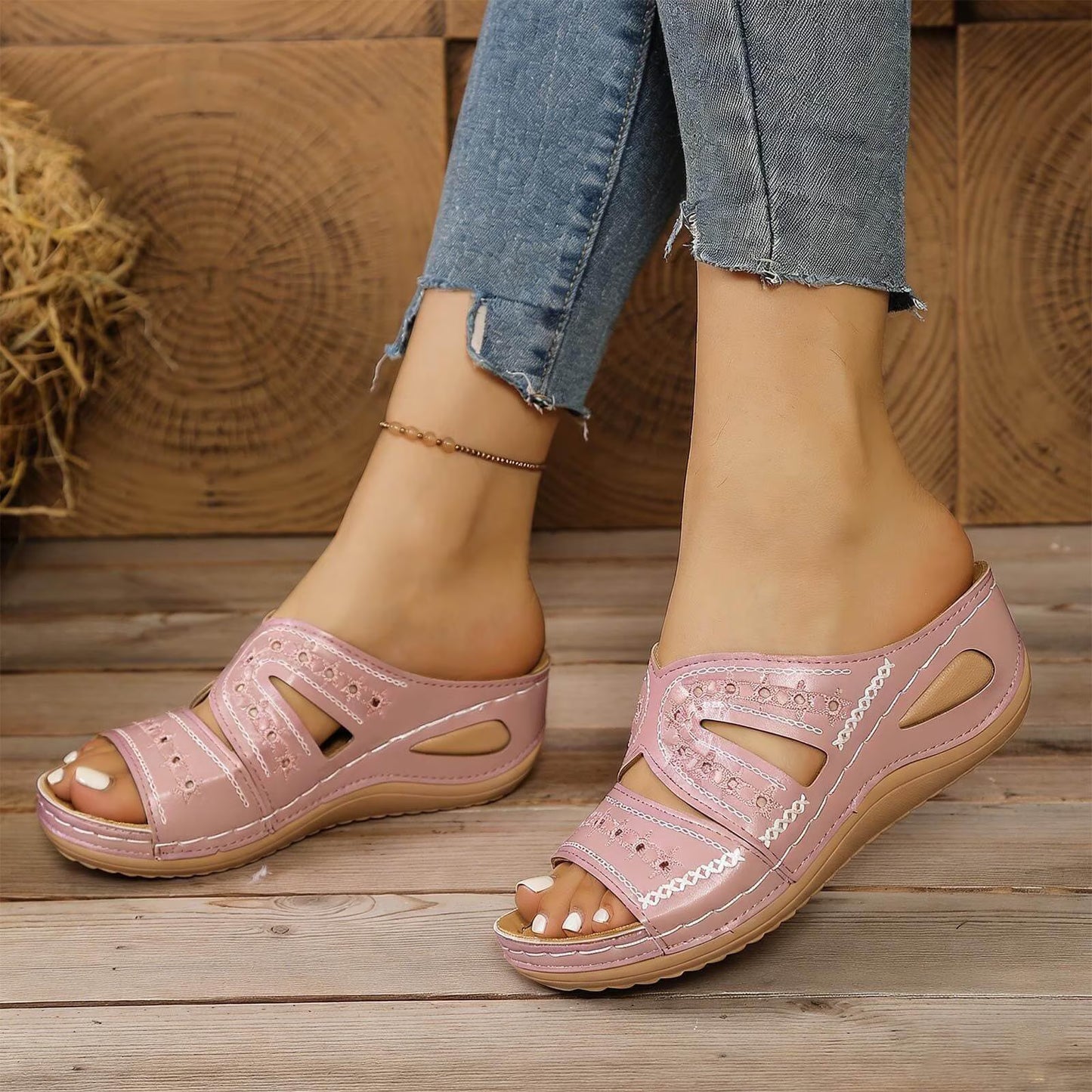 Carla™ | Sandales Compensées à Broderies Ajourées