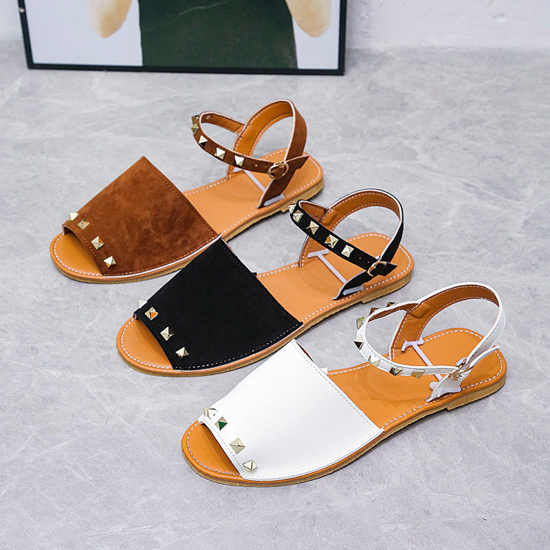 Liora™ – Sandales Plates Rivetées à Bout Ouvert
