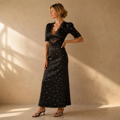 Robe Clara™ - Robe Longue Satinée Col V avec Patchwork Dentelle