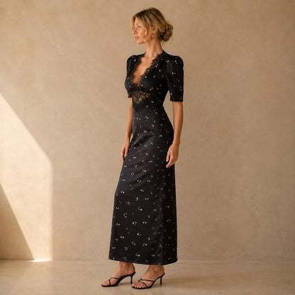 Robe Clara™ - Robe Longue Satinée Col V avec Patchwork Dentelle